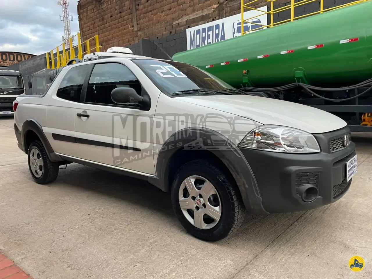 Foto 2 - Fiat Strada Hard Working 1.4 CD 2020