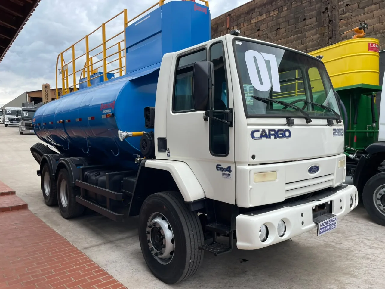 Foto 2 - Ford Cargo 2932 2007