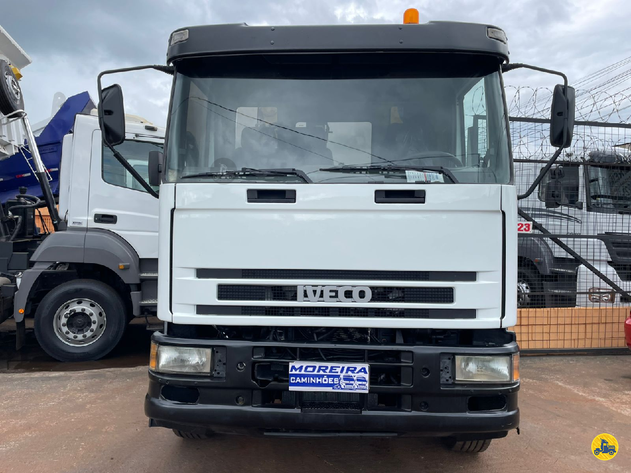 Foto 2 - Iveco Eurocargo 230E24 2011