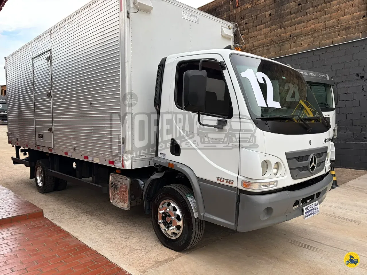Foto 3 - Mercedes-Benz MB 1016 2012