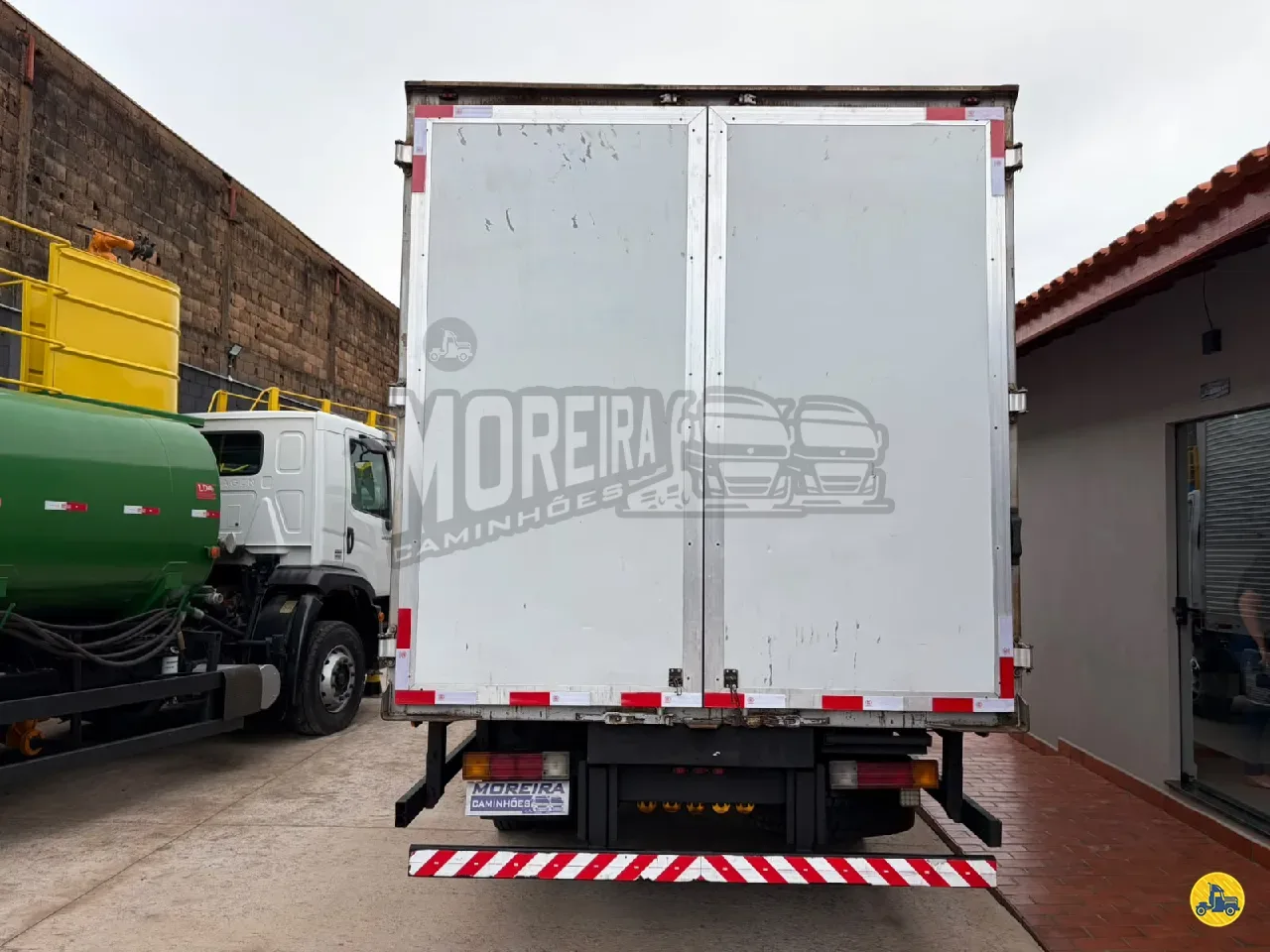Foto 5 - Mercedes-Benz MB 1016 2012