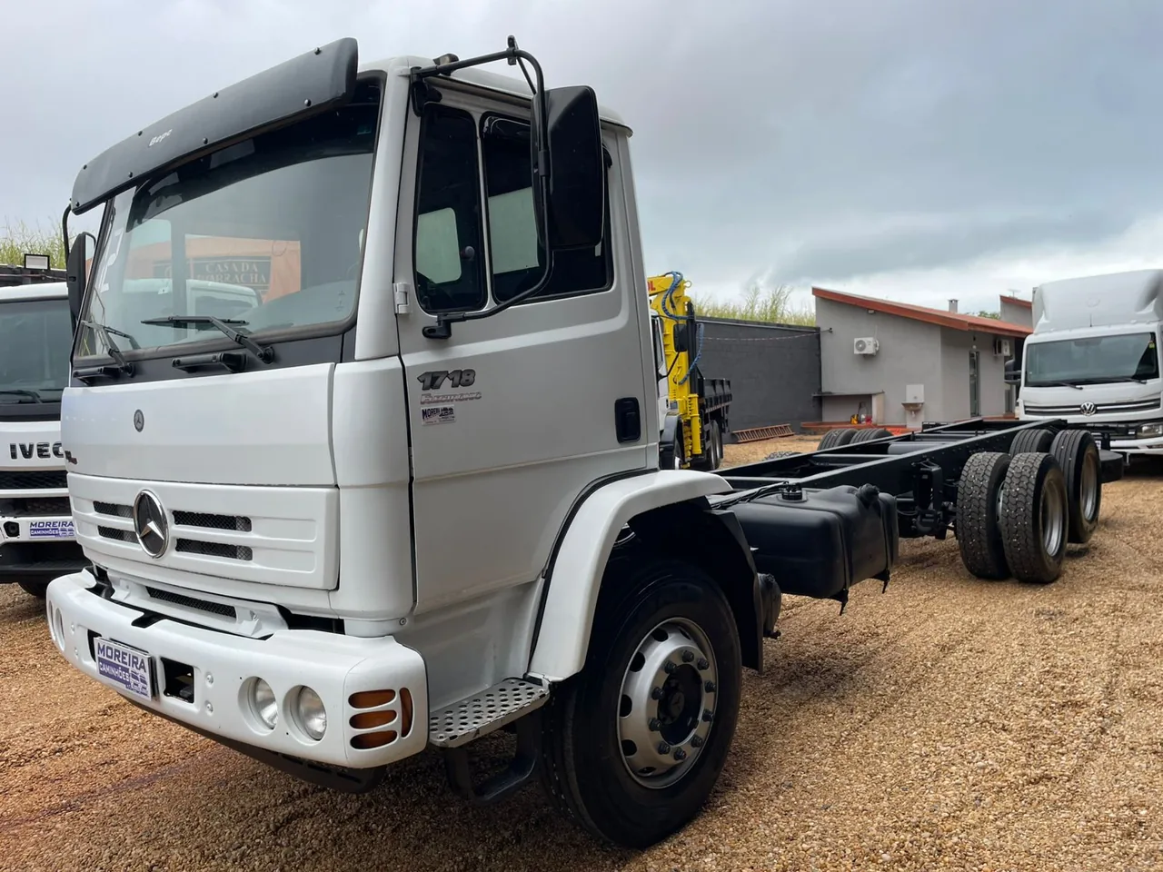 Foto 2 - Mercedes-Benz 1718 2012