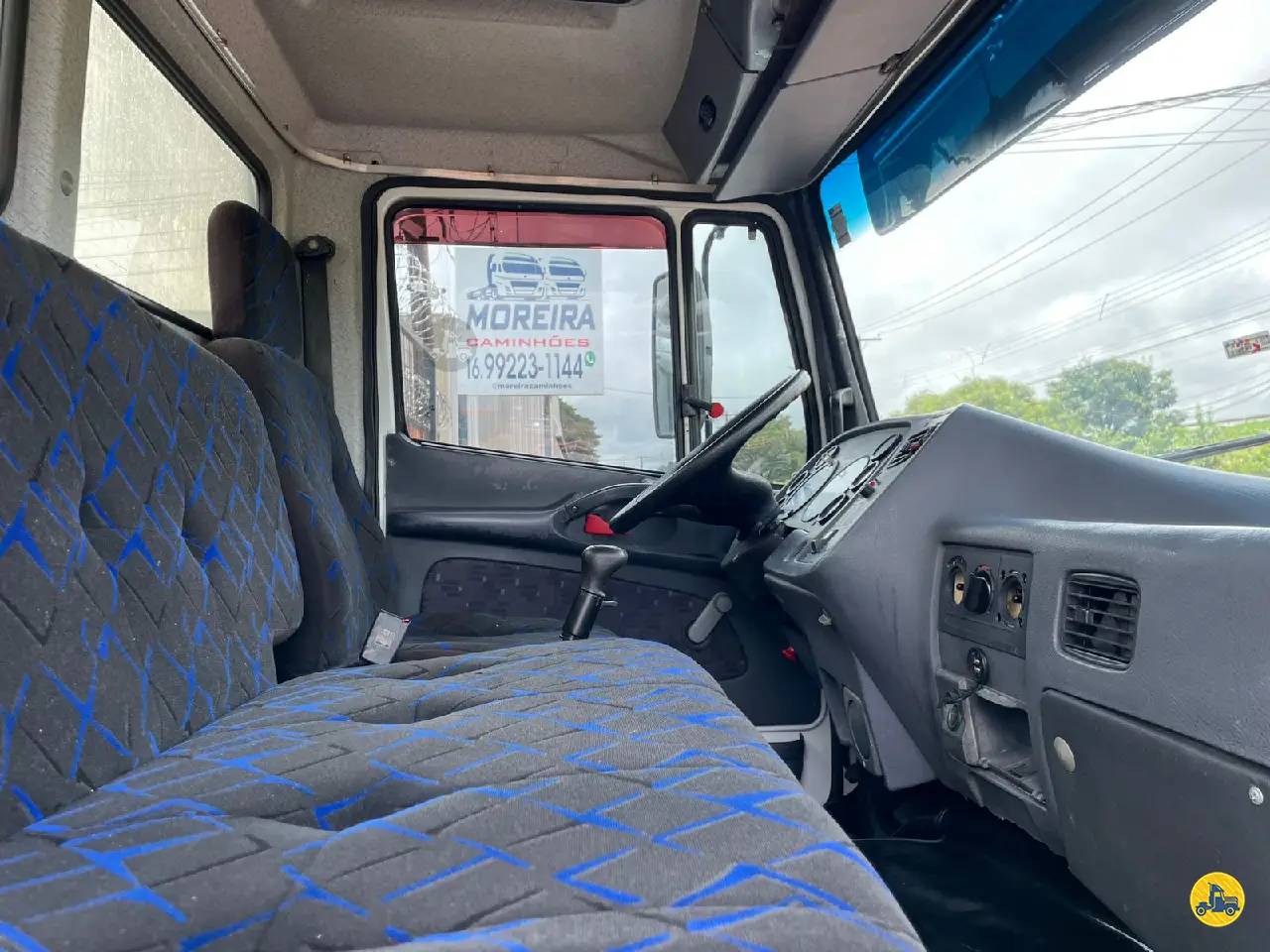 Foto 11 - Mercedes-Benz 1718 2012