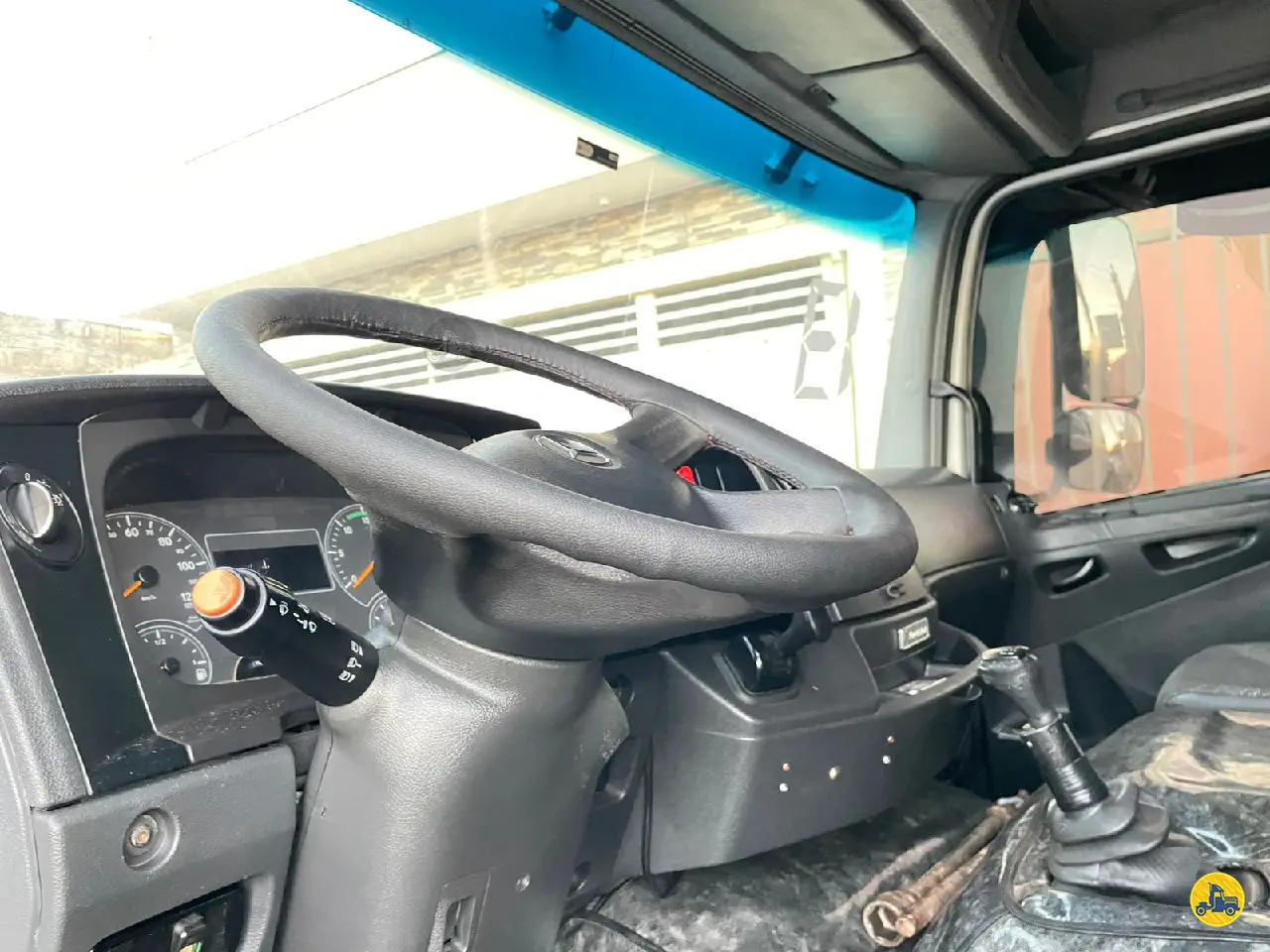 Foto 11 - Mercedes-Benz Atego 2426 2013