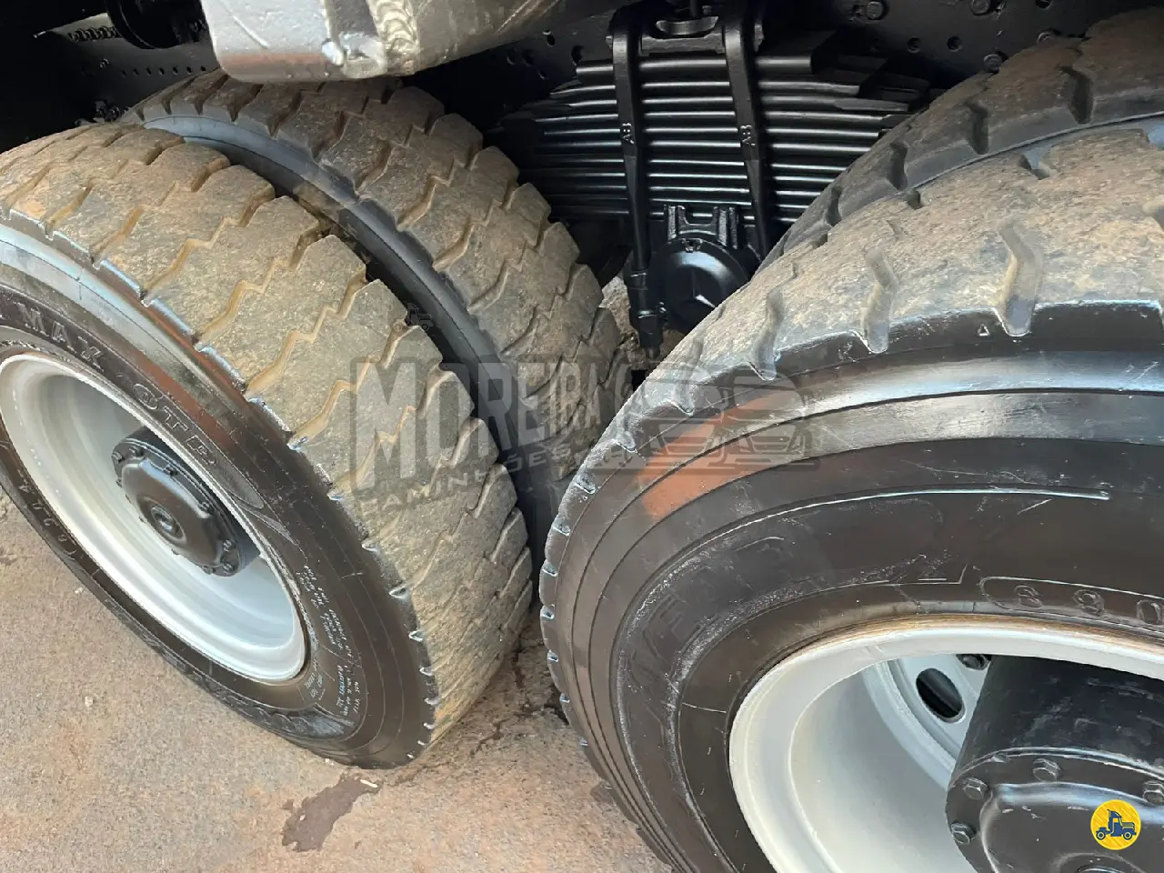 Foto 7 - Mercedes-Benz Axor 2831 2011