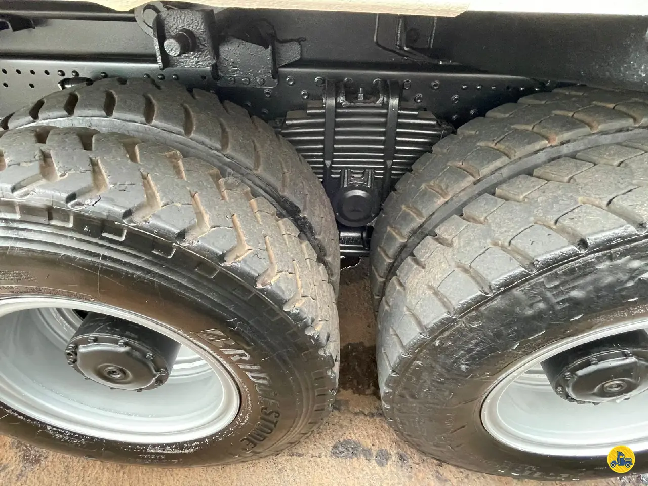 Foto 7 - Mercedes-Benz Axor 4144 2016