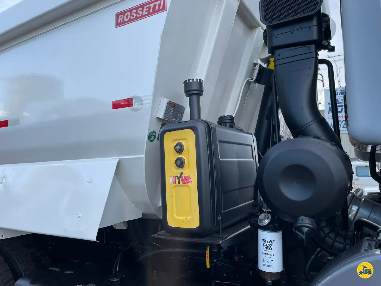 Foto 10 - Mercedes-Benz Axor 4144 2016