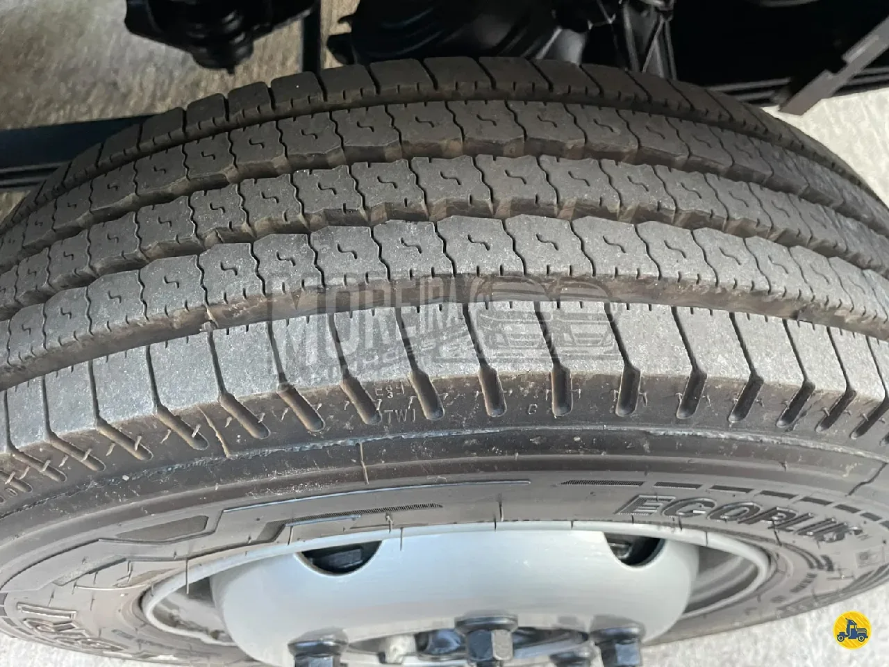 Foto 9 - Mercedes-Benz MB 815 2014