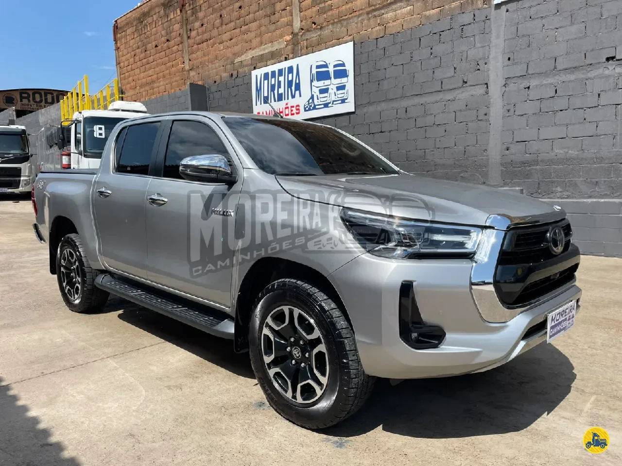 Foto 3 - Toyota Hilux 2.8 SRX 2024