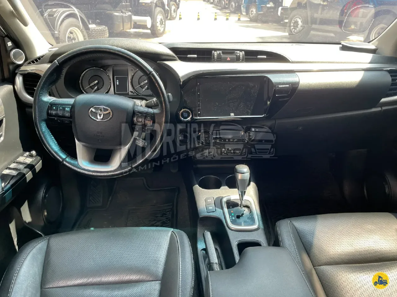 Foto 10 - Toyota Hilux 2.8 SRX 2024
