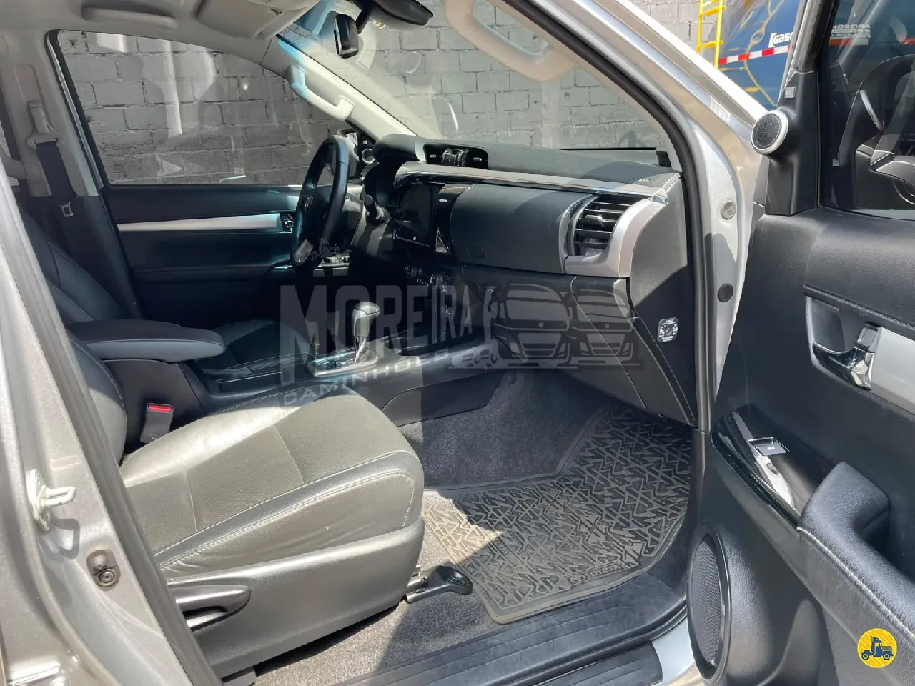 Foto 13 - Toyota Hilux 2.8 SRX 2024