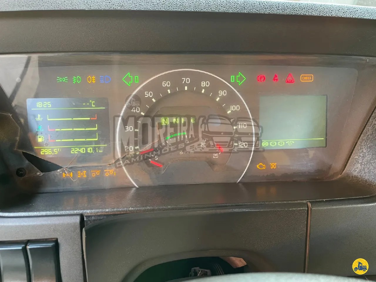 Foto 14 - Volvo FMX 500 2017