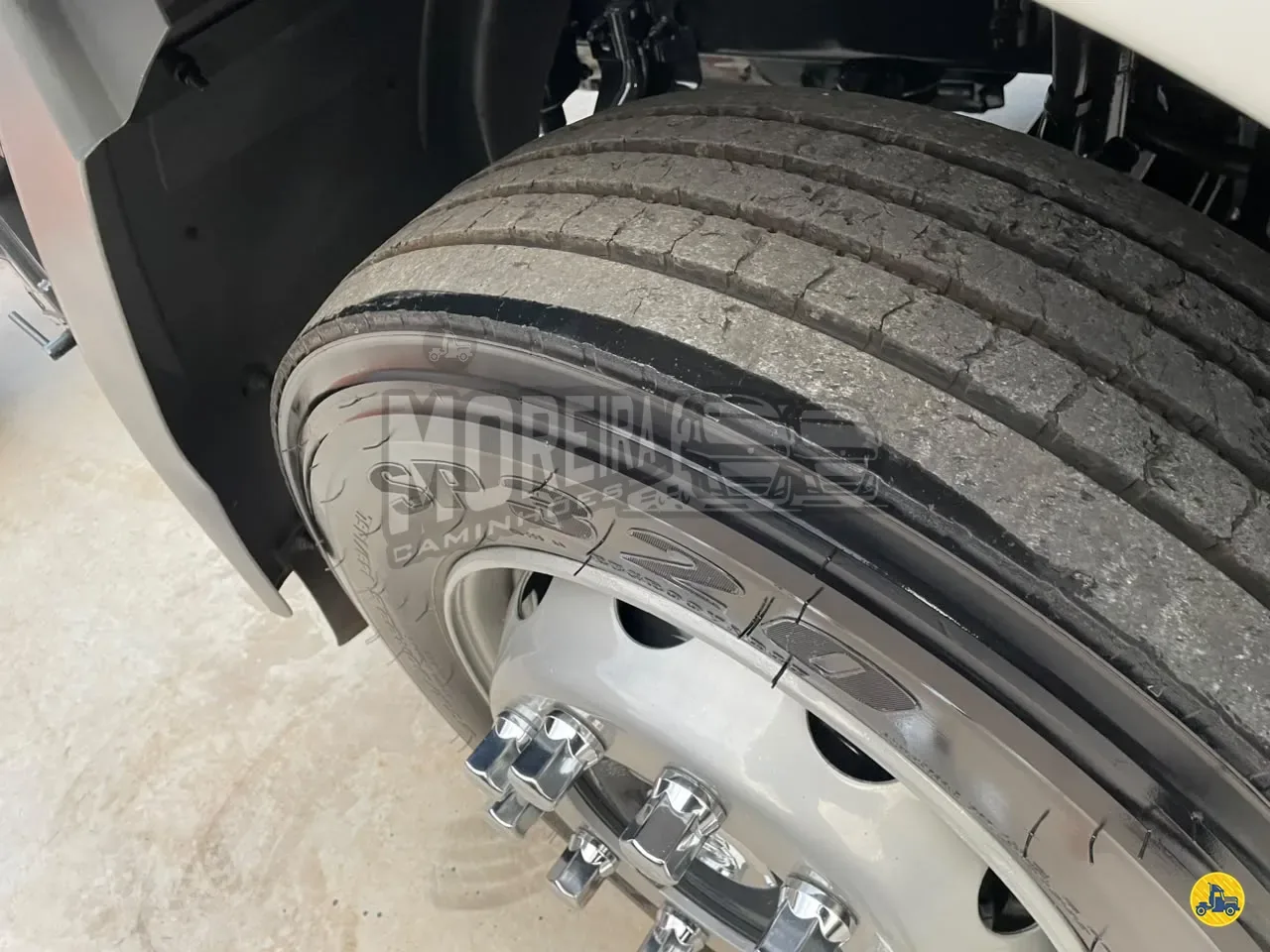 Foto 11 - Volvo VM 260 2010
