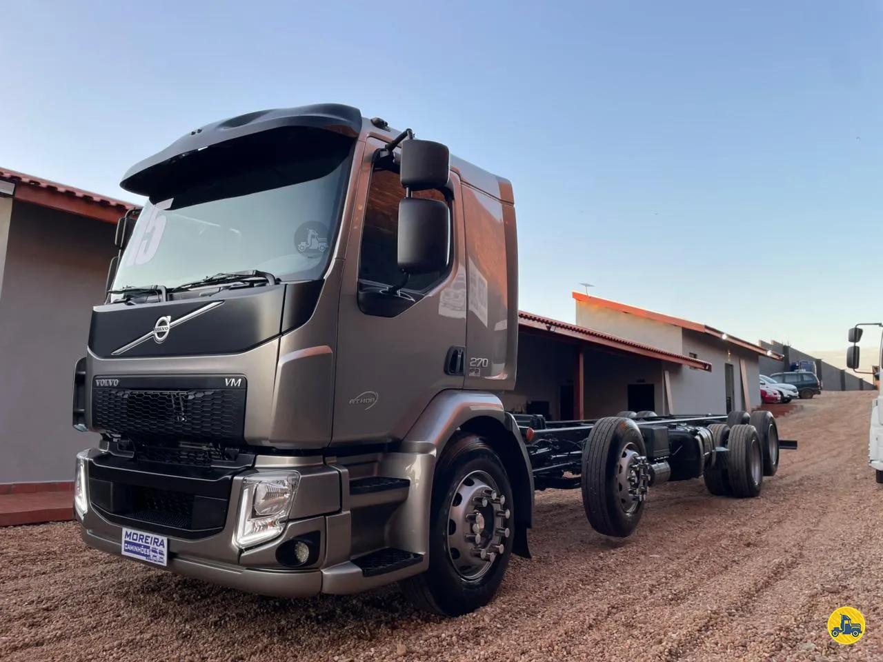 Volvo VM 270 2015