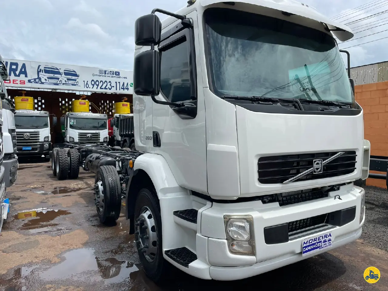 Foto 3 - Volvo VM 260 2010