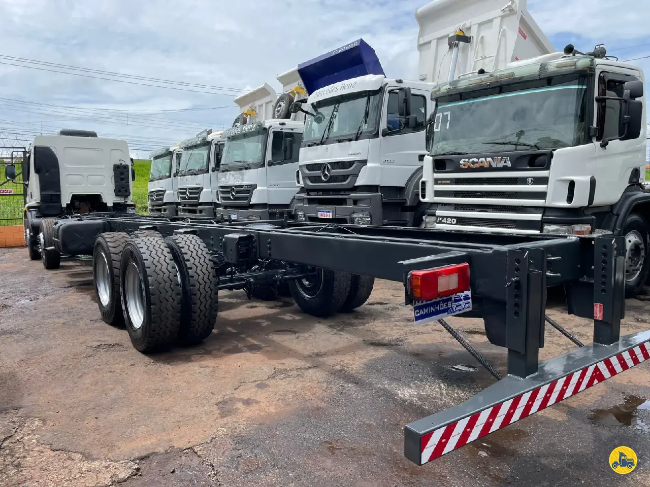Foto 6 - Volvo VM 260 2010