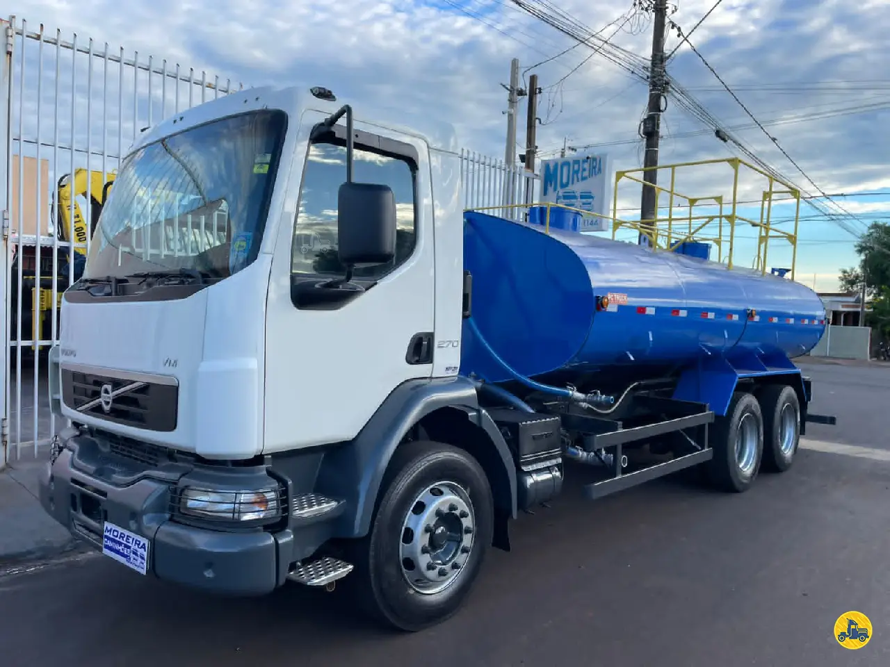 Volvo VM 270 2013