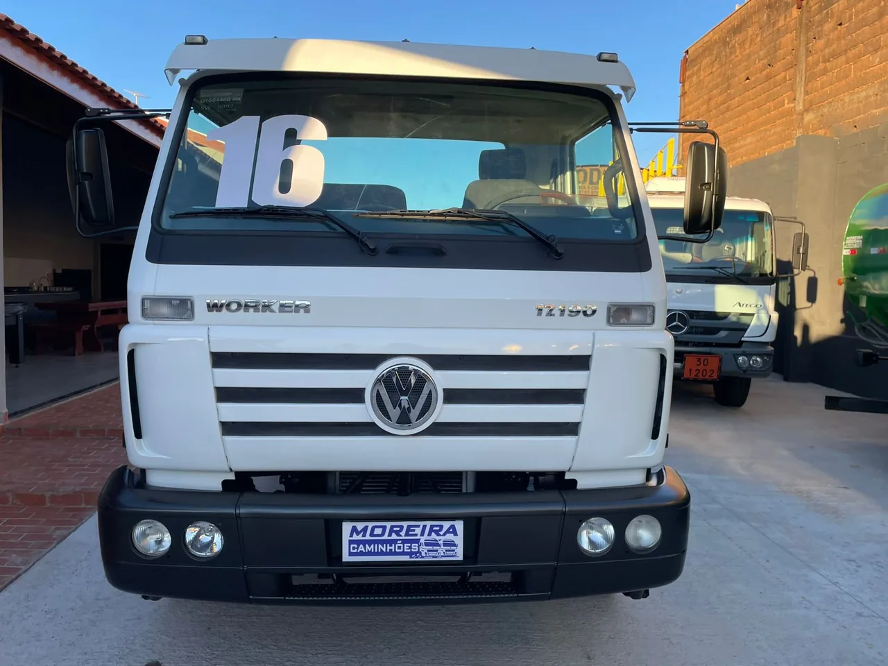 Foto 3 - Volkswagen VW 17190 Worker 2016