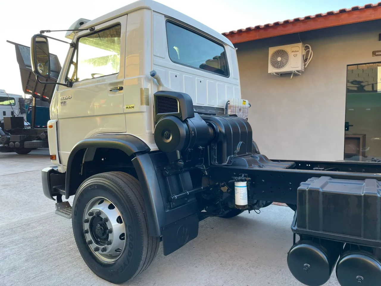 Foto 4 - Volkswagen VW 17190 Worker 2016