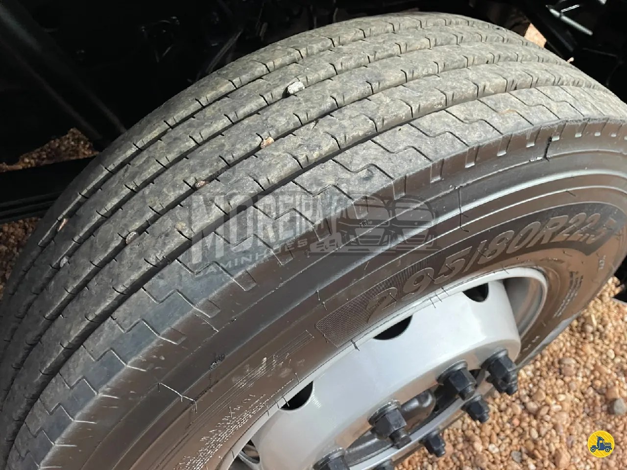 Foto 11 - Volkswagen Constellation 25.420 2016