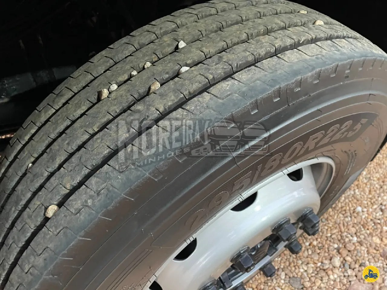 Foto 12 - Volkswagen Constellation 25.420 2016