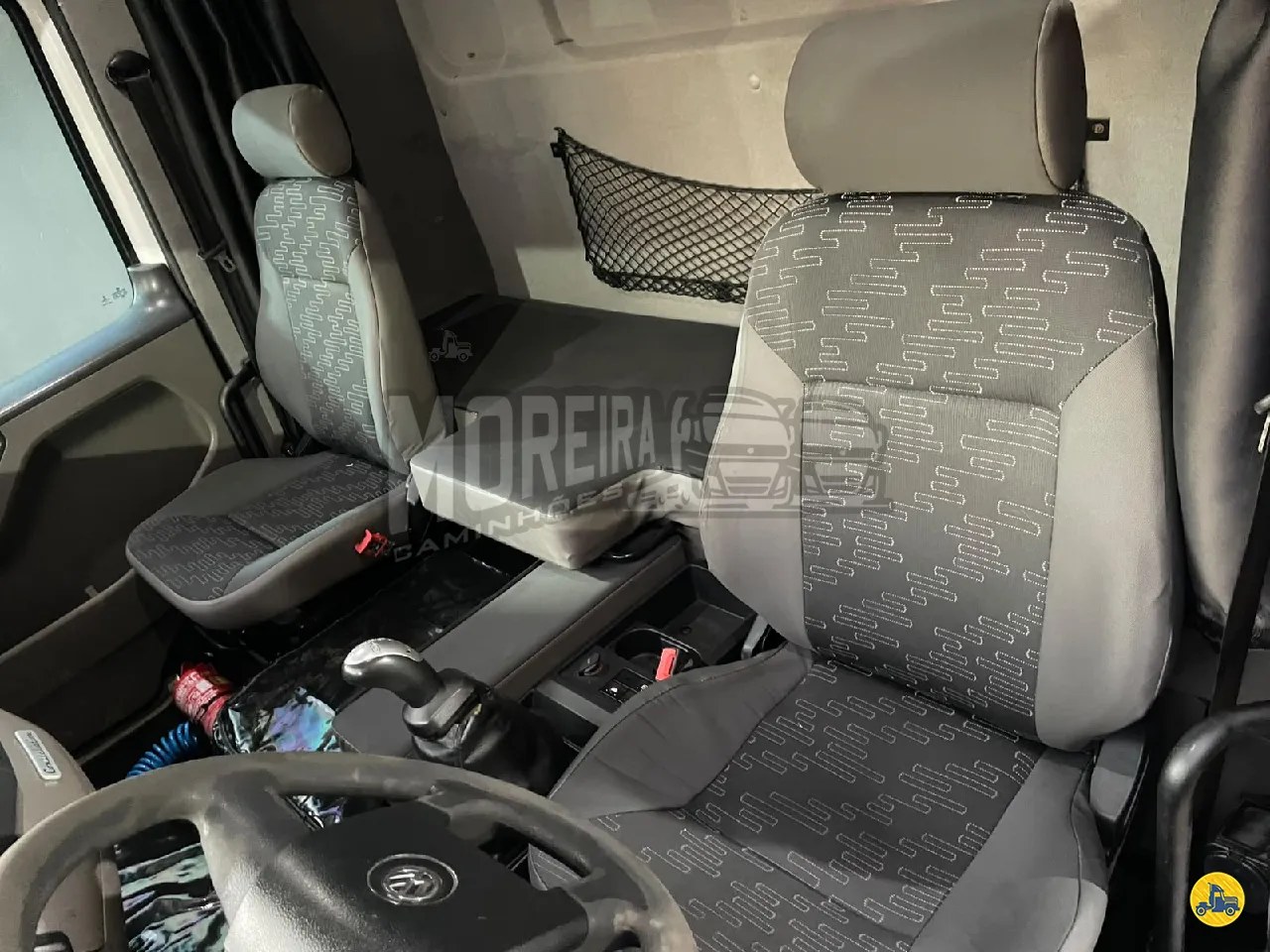 Foto 15 - Volkswagen Constellation 25.420 2016